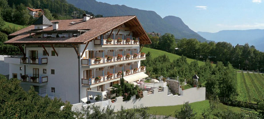 Oliven & Genuss Hotel Hirzer
