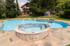 Hotel Jonathan: Piscina all'aperto