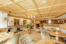 Naturhotel Lüsnerhof - Rezeption und Bar