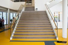 Rittner Seilbahn - Treppe Talstation
