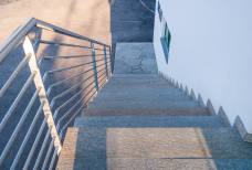 Treppe zum Haupteingang