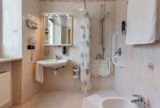 Badezimmer 205