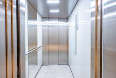 Hotel Kolping - Fahrstuhl Wellnessbereich