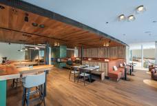 Ganis Resort - Bar und Aufenthaltsbereiche