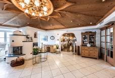 Hotel Schönblick - Rezeption und Bar