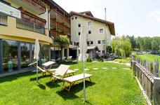 Hotel Falzeben Merano 2000 - Piscina e giardino