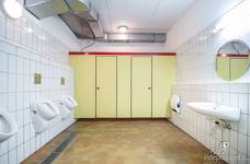 Kabinenbahn Kronplatz 2000 - Toilette Bergstation