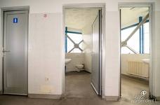 Kabinenbahn Ruis - Toilette Bergstation