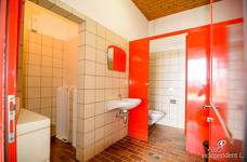 Kabinenbahn Ruis - Toilette Talstation