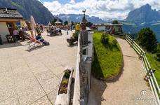 Cabinovia Col Raiser - Rampa di accesso alla stazione a monte