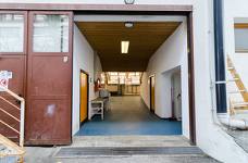 Eisstadion Pranives: Rampe Nebeneingang