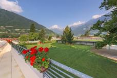 Lido di Merano - Prato e parco giochi