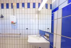 Piscina coperta di Bolzano - Bagno disabili
