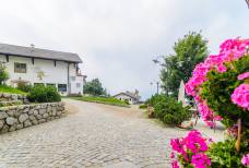 Zufahrtsrampe zum Gasthaus
