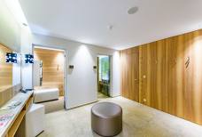 Alpiana SPA - Spogliatoio piscina coperta e fitness
