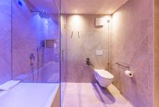 Tratterhof - Mountain Sky Hotel - Bagno Panorama suite Dolomites