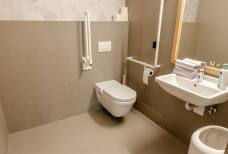 WC accessibile - Uomini