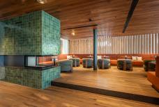 Ganis Resort - Bar und Aufenthaltsbereiche