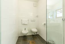 Design Hotel Feldmilla - Bagno della camera accessibile 118
