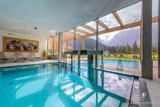 Hotel Dolomitenhof - Hallenbad
