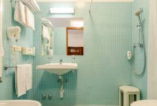 Badezimmer 10