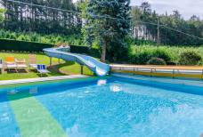 Garten und Schwimmbad