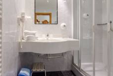 Badezimmer 207